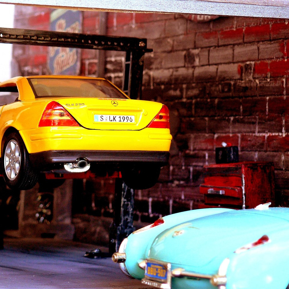 mechanic changing tire